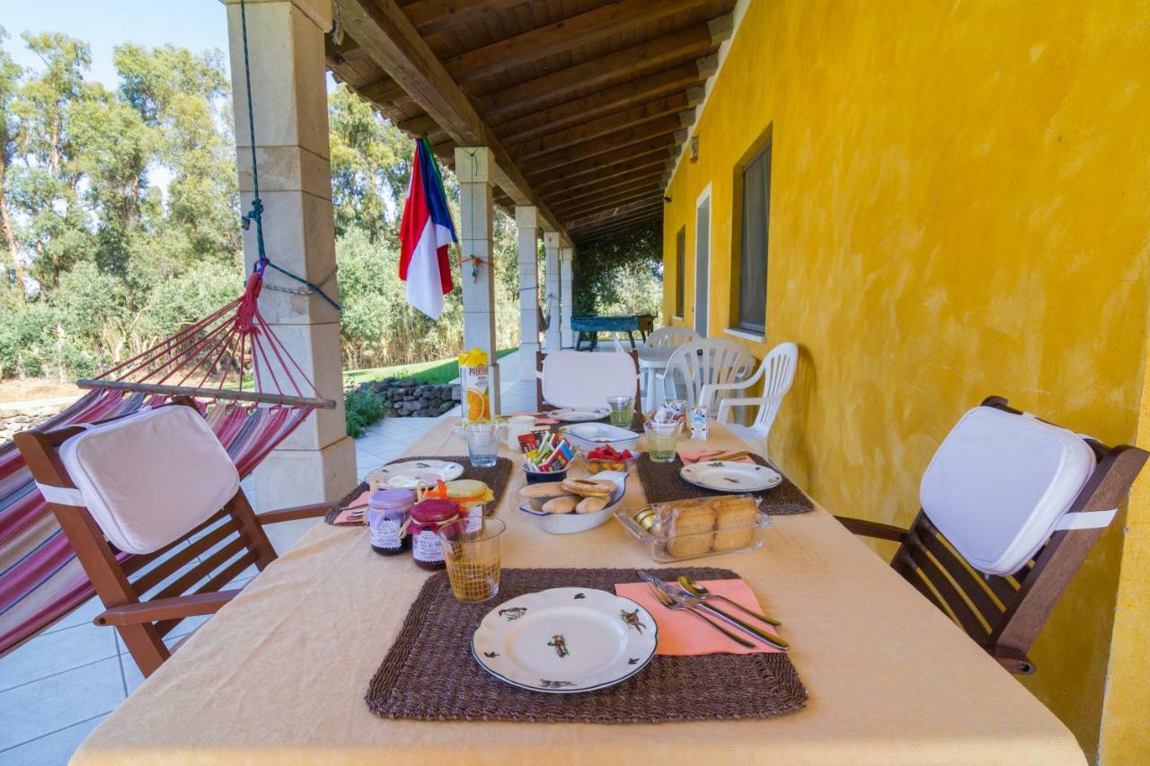 A Villa Ada b&b Arborea Esterno foto