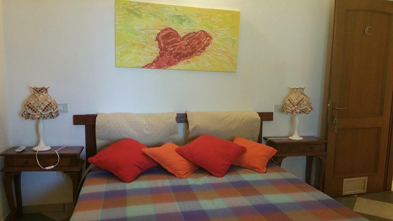 A Villa Ada b&b Arborea Esterno foto